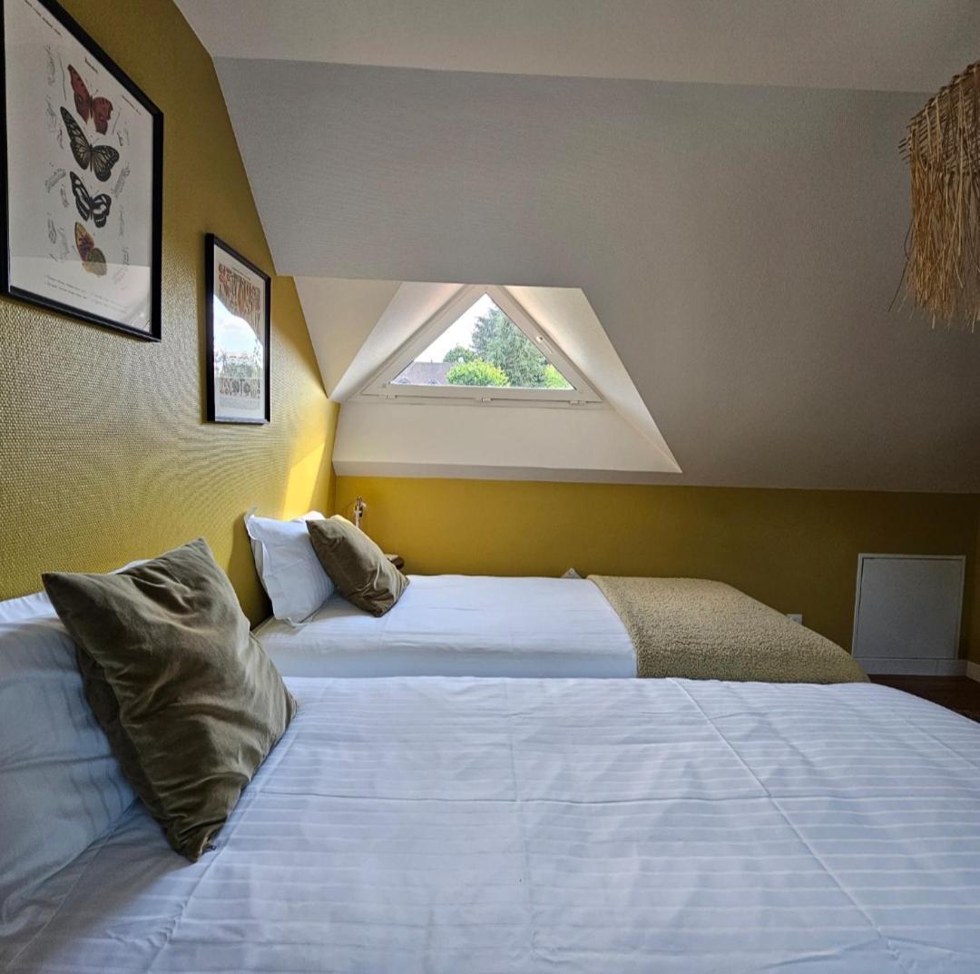 Domaine Des Pousses, Chambres D'Hotes Au Coeur D'Un Village De Campagne Droue-sur-Drouette Pokój zdjęcie